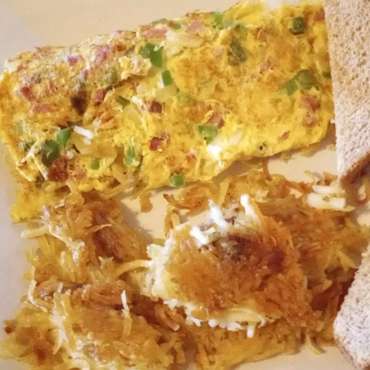 Western Omelette with Hash Browns