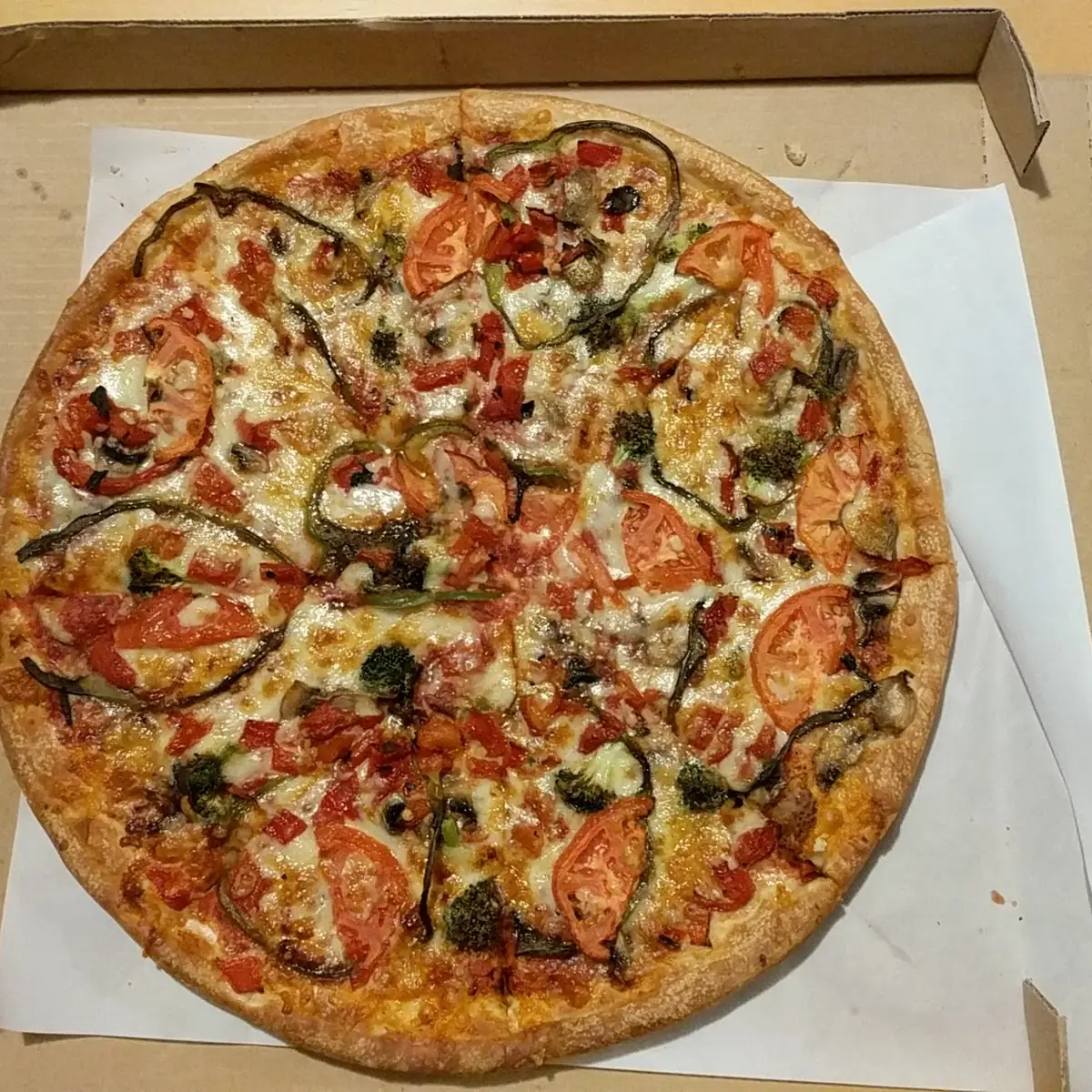 Ultimate Veggie Pizza