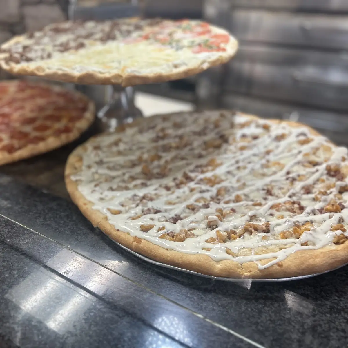 New York Crust Plain Pizza