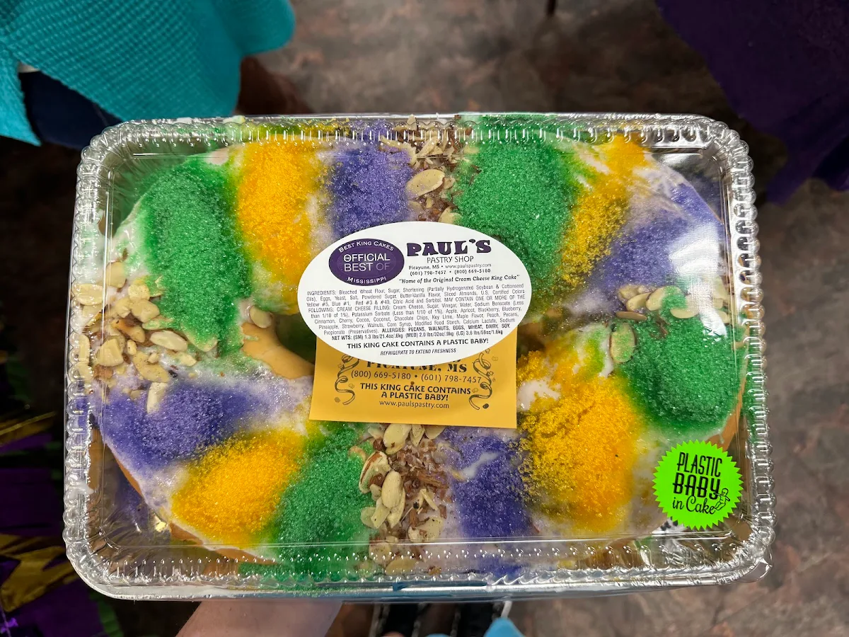 Cinnamon and Cream Cheese King Cake