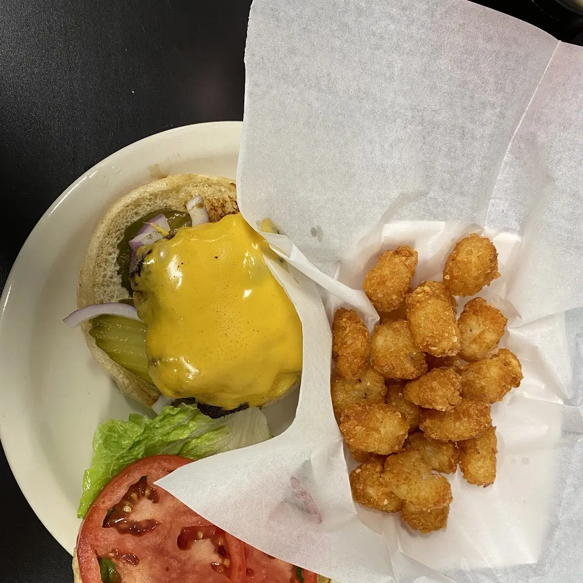 Cheeseburger and Tater Tots