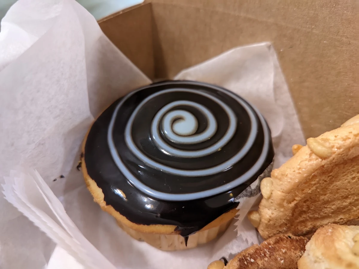 Boston Cream Cupcake
