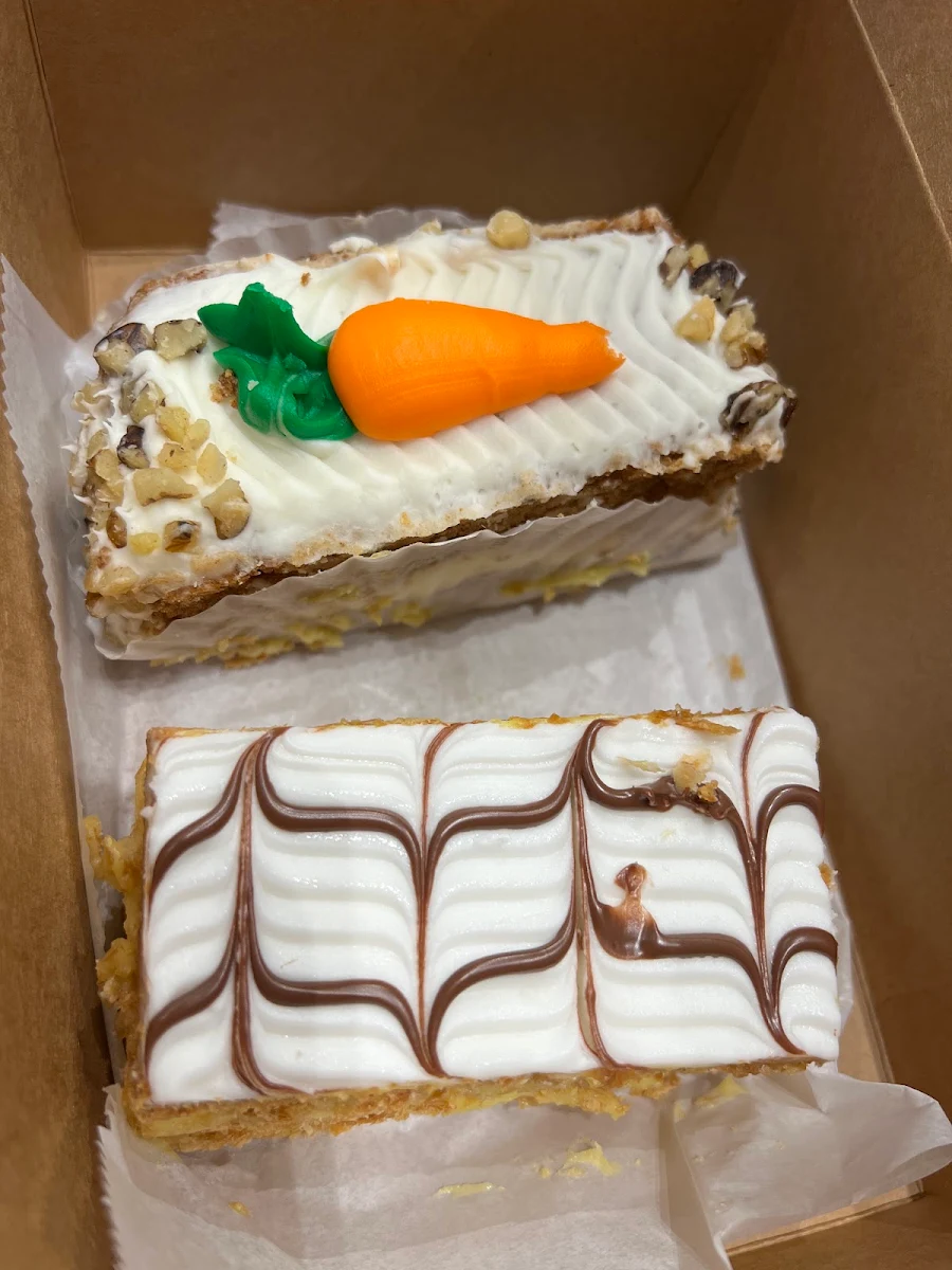 Carrot Cake Slice