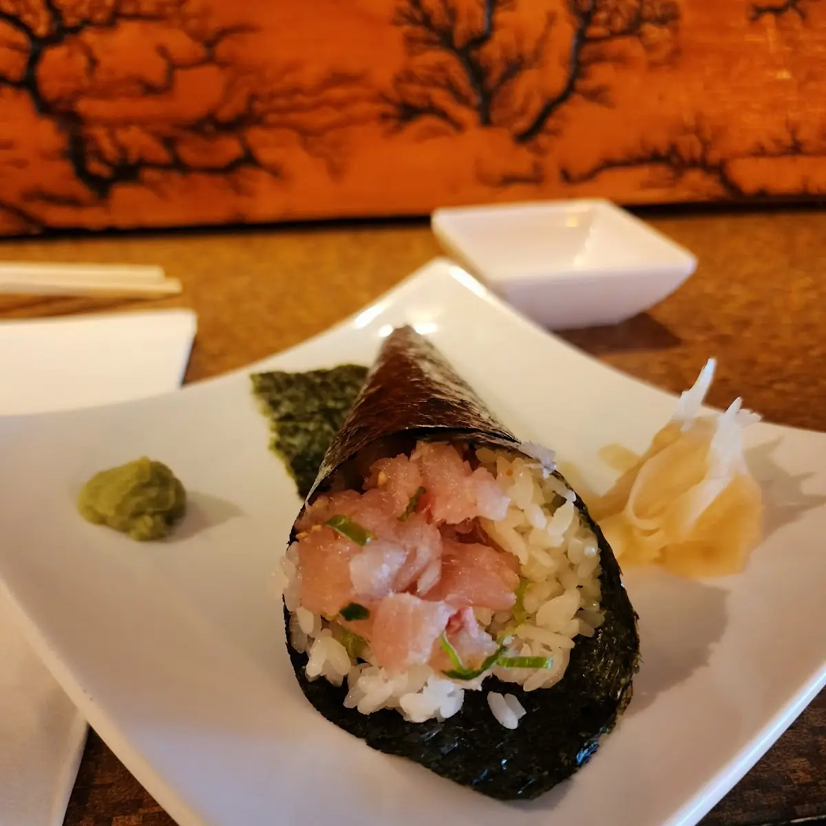 Yellowtail Hand Roll
