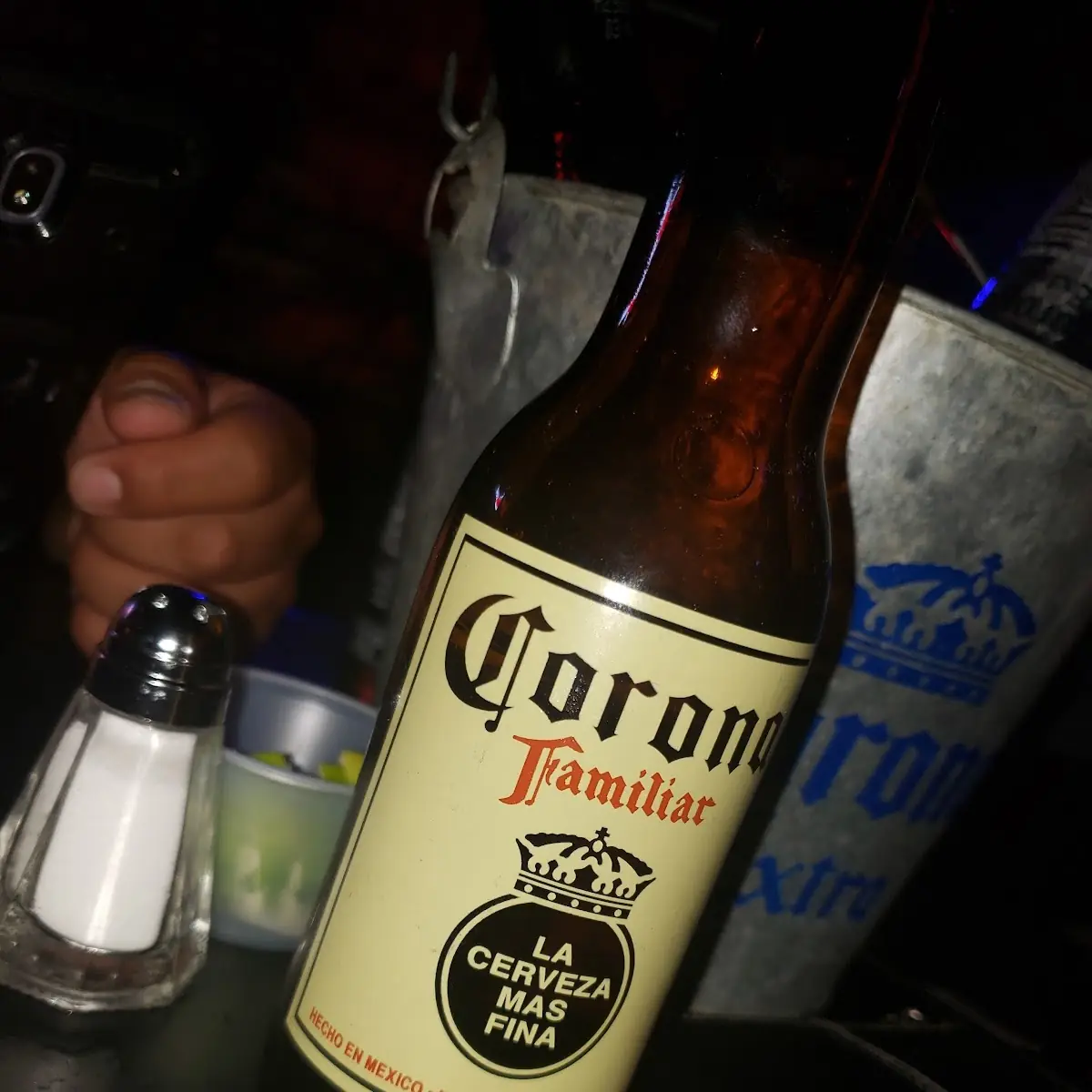 Corona Familiar