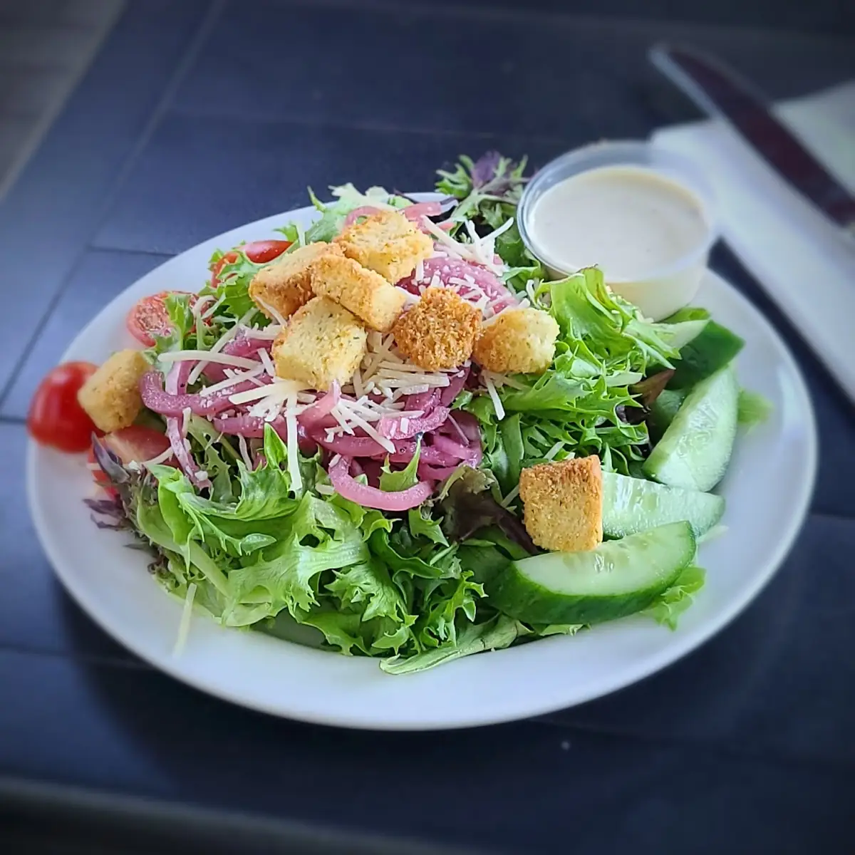 Half Pub Green Salad
