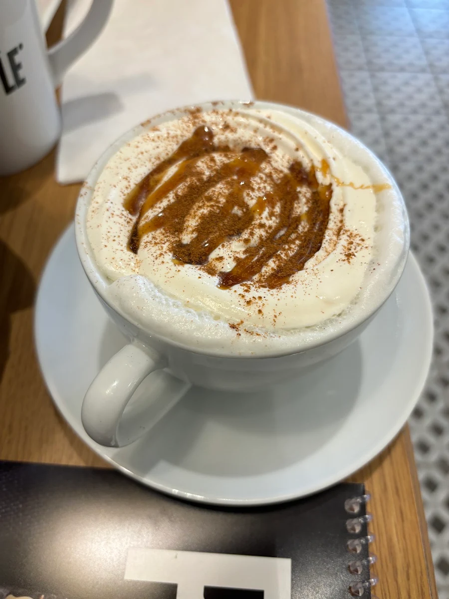 Cinnamon Bun Latte