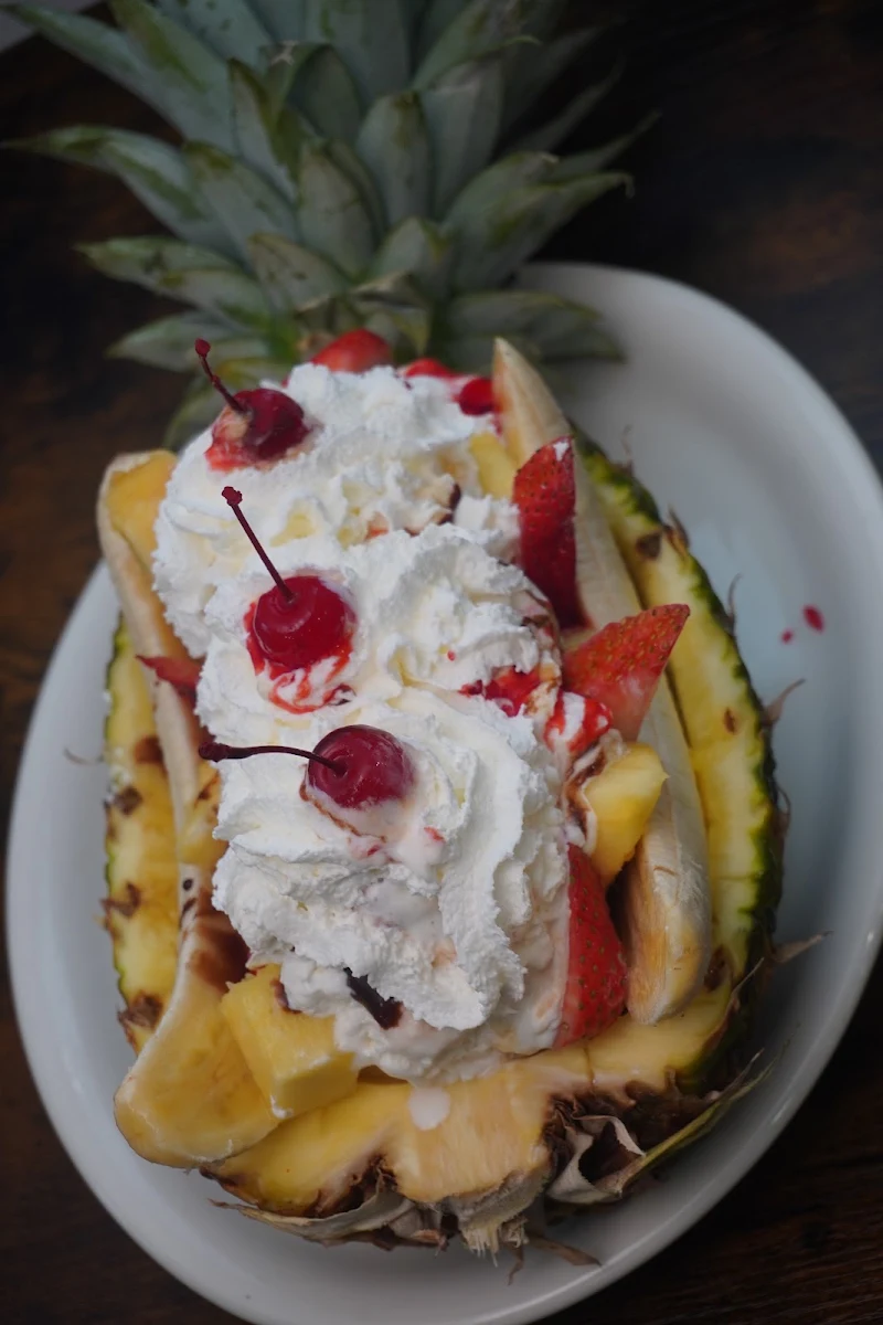 Super Pineapple Banana Split