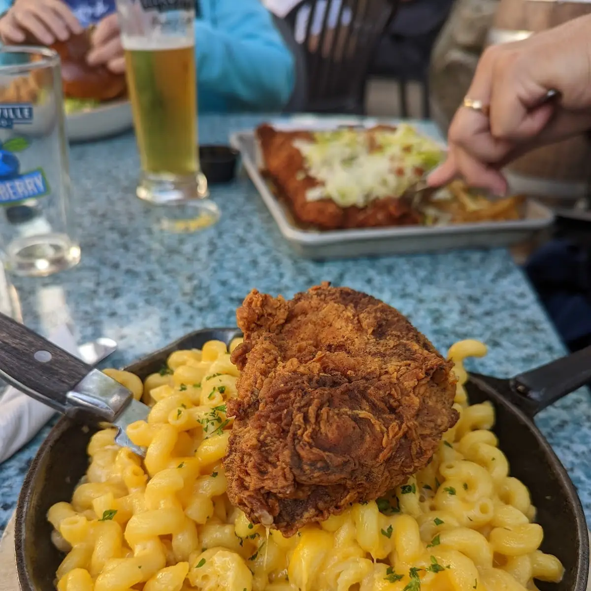 Pulled Pork Gouda Mac N' Cheese