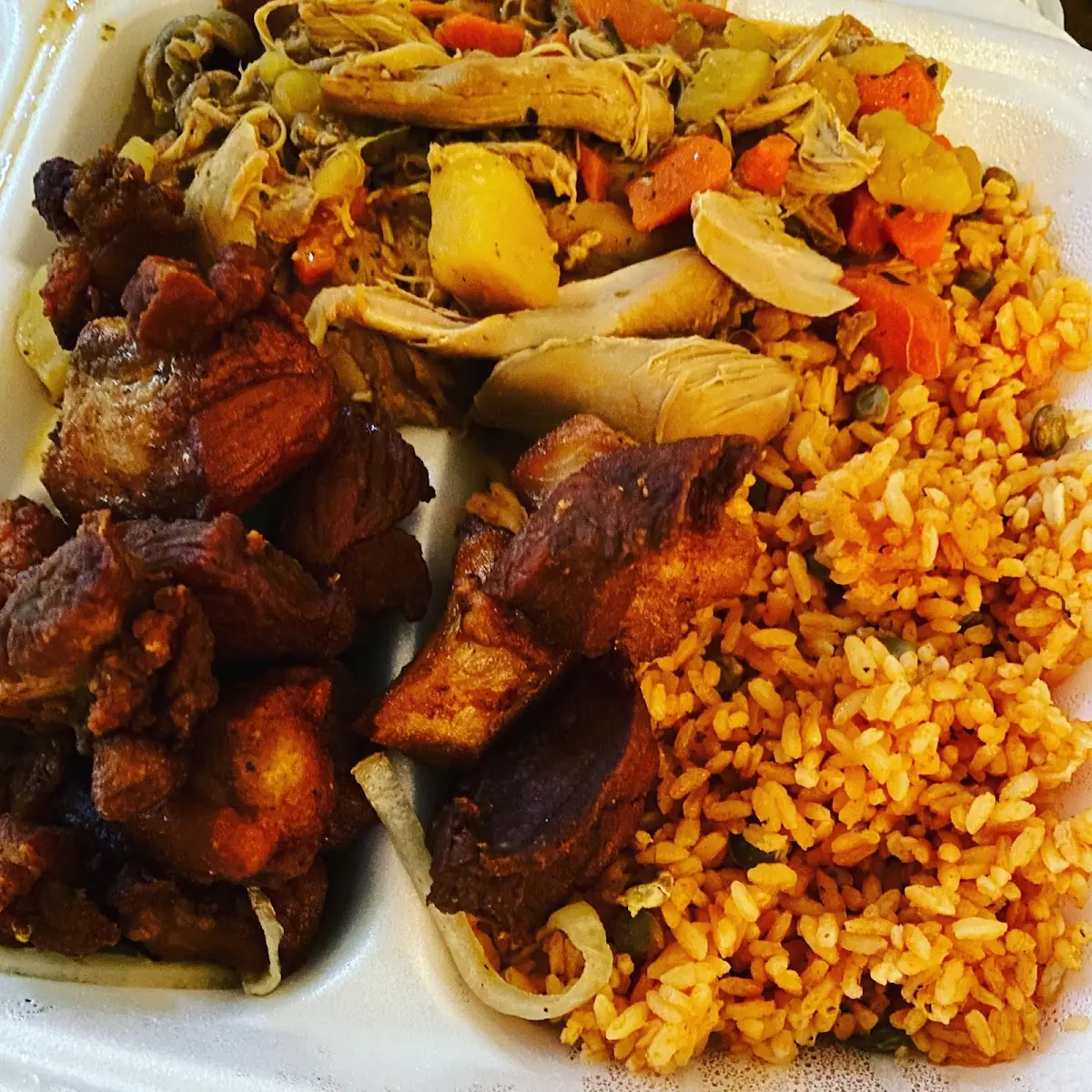 Yellow Rice with Pig Feet