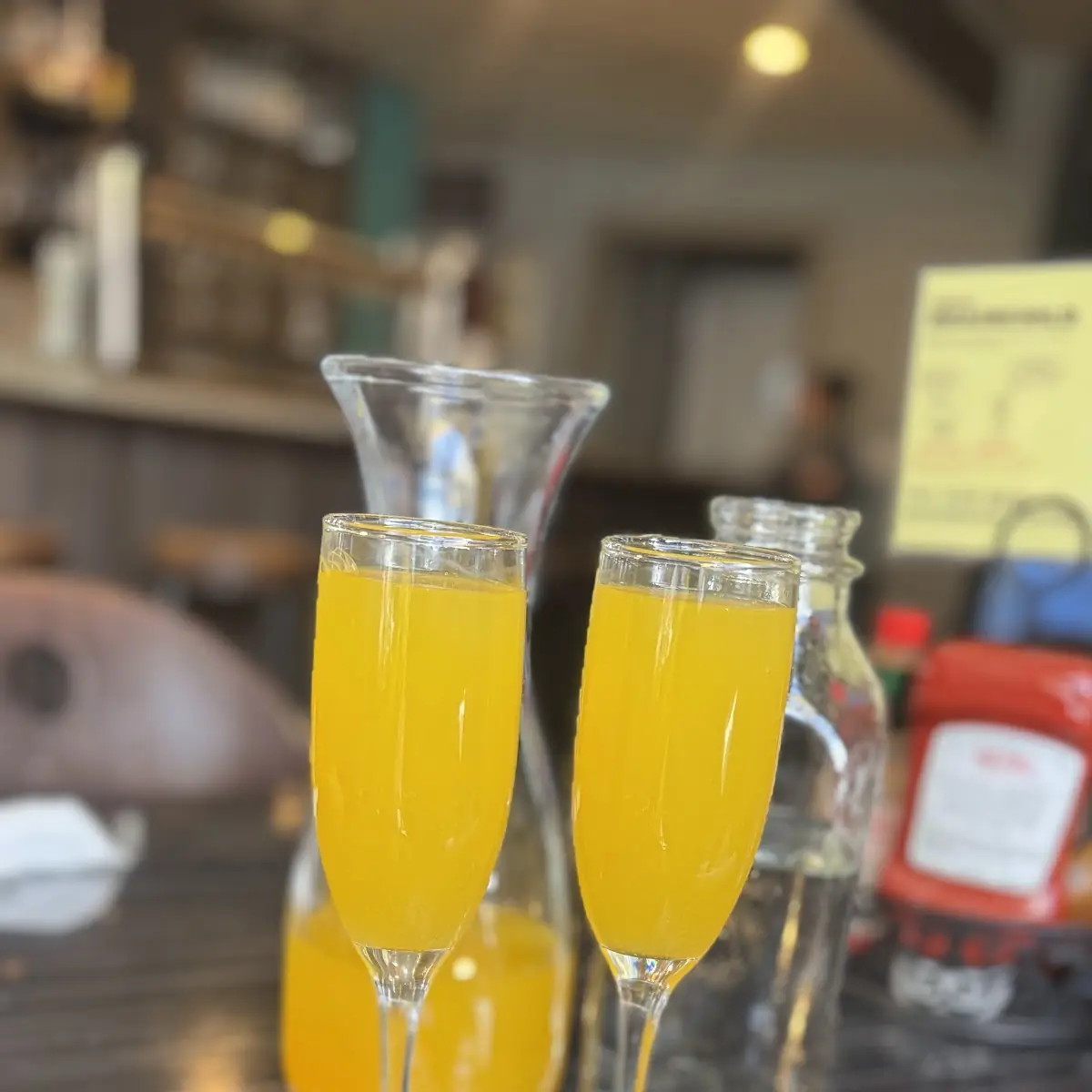 Mimosa Flight