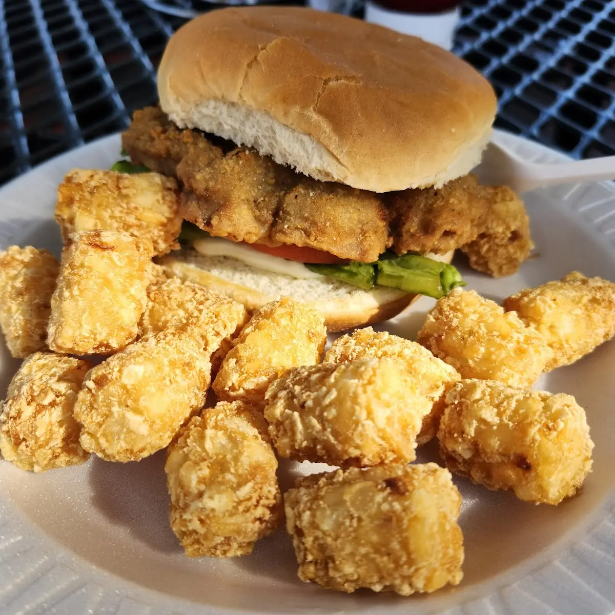 Chuckwagon Sandwich with Tater Tots