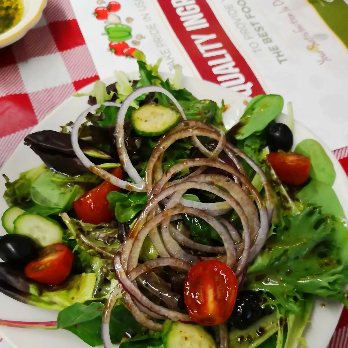 Mixed Green Salad