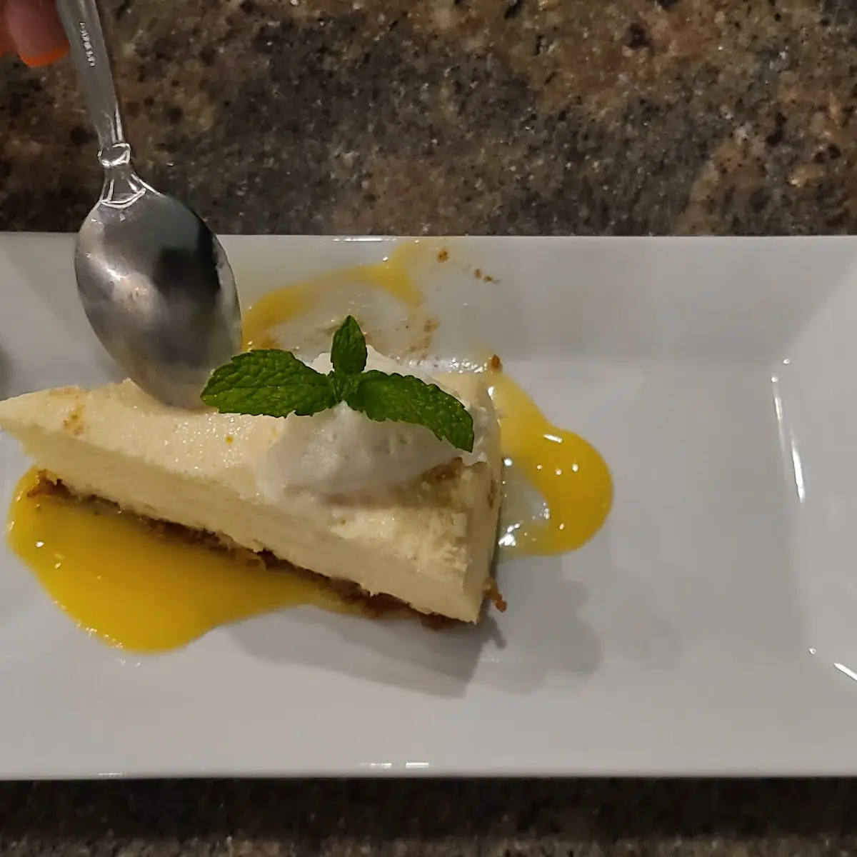 Lemon Cheesecake Slice
