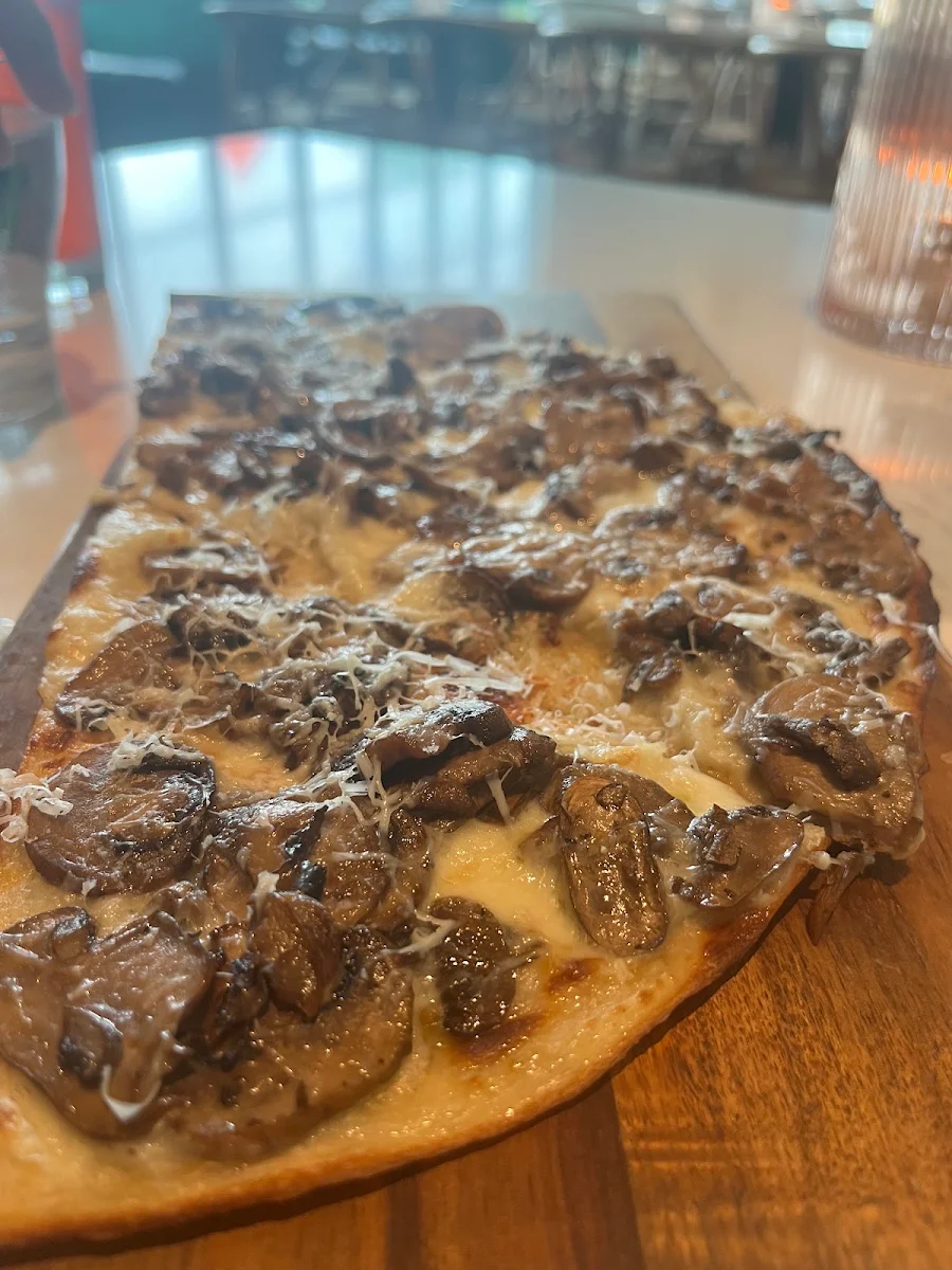 Mushroom Pizza