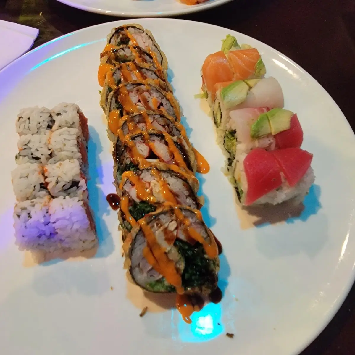Spicy Tuna I-20 Rainbow Rolls