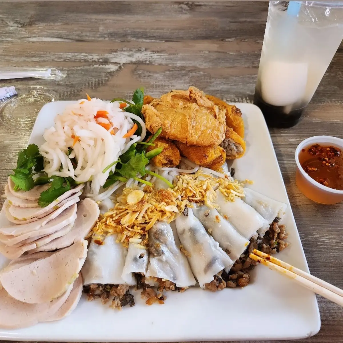 Banh Cuon Thit Heo & Cha Lua