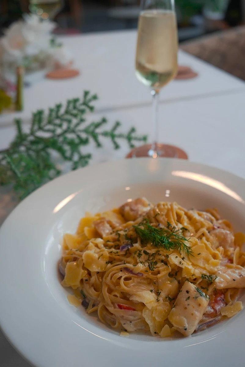 Highlights, Silos Bar & Restaurant