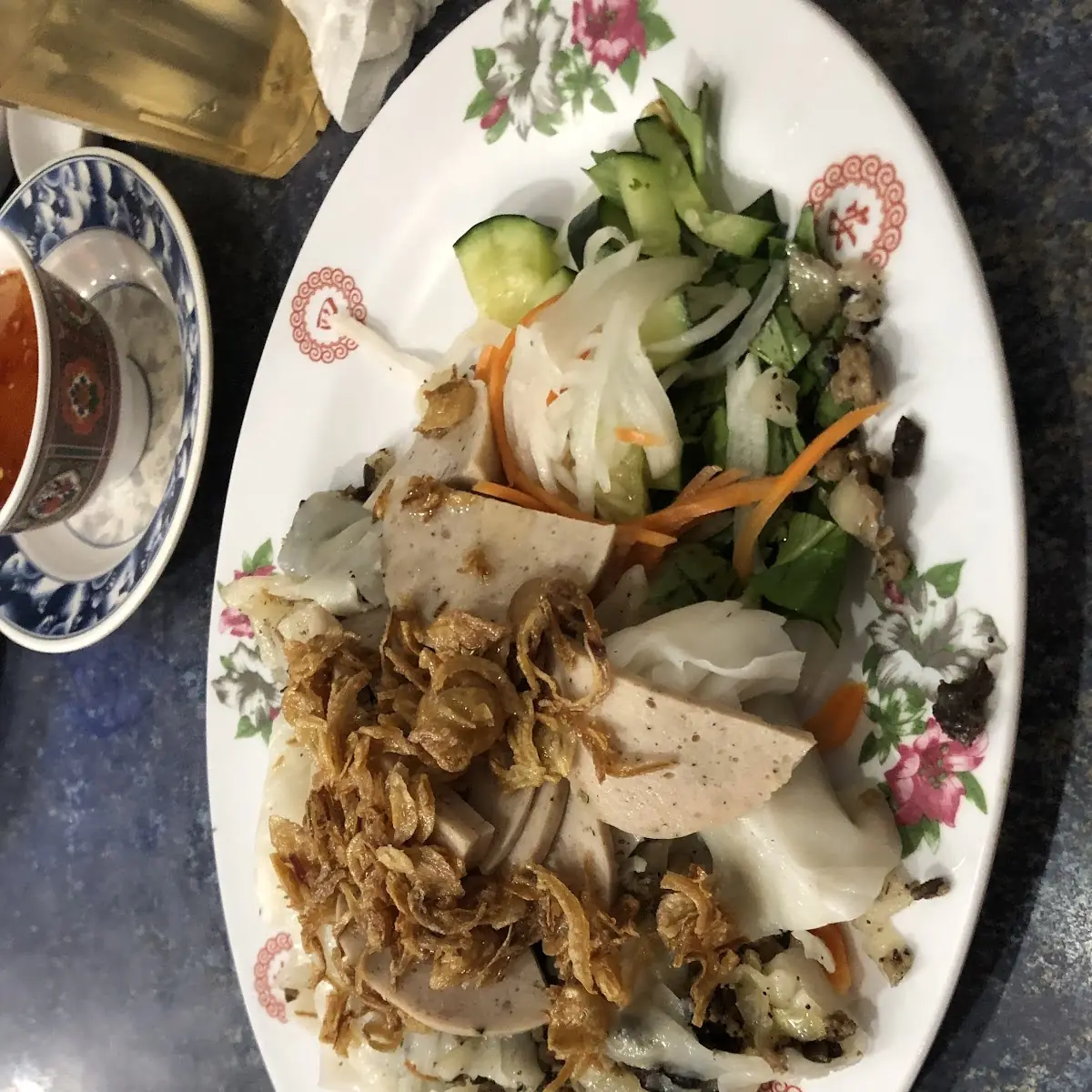 Bánh Cuốn Chả Lụa