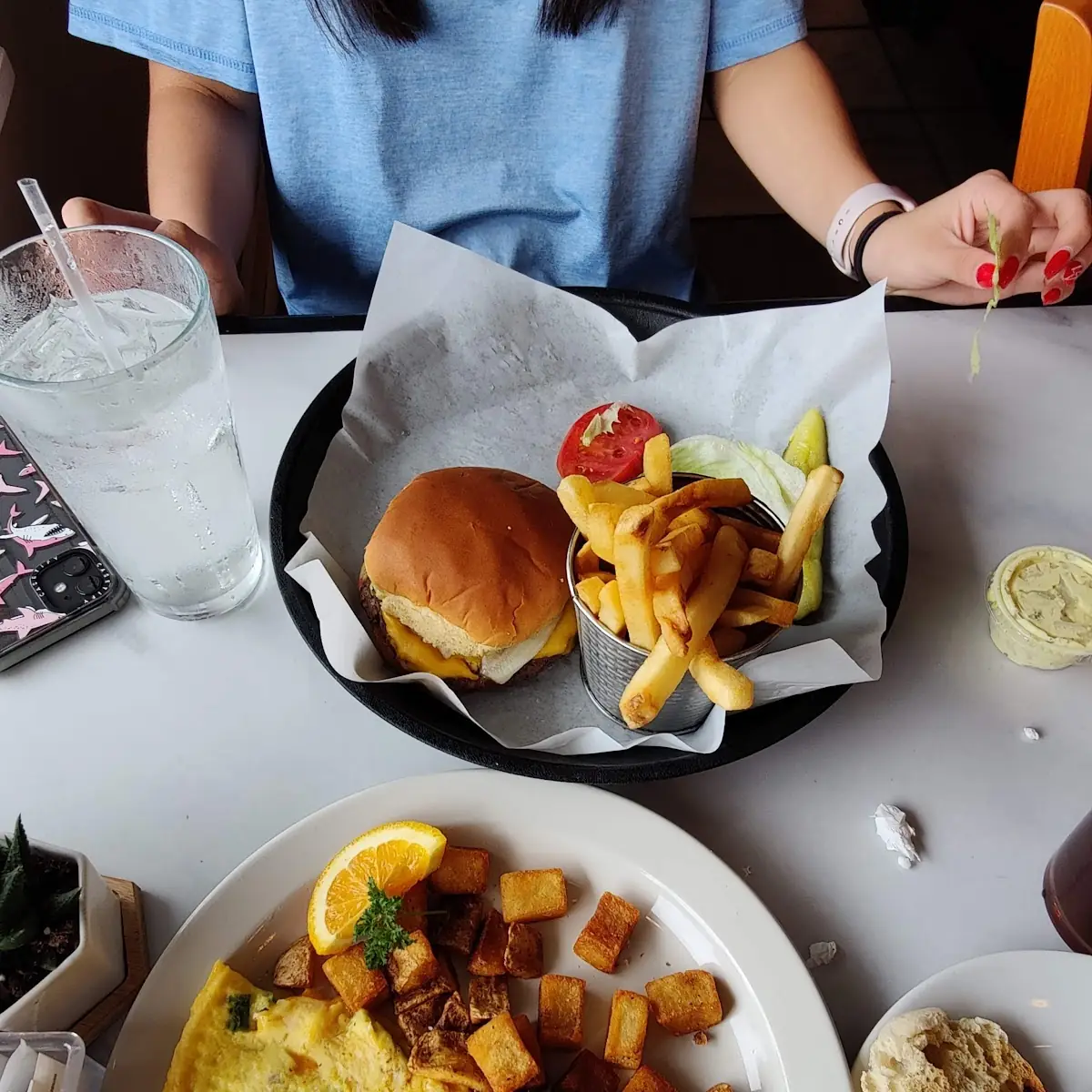 Omelette Cheese Burger Fries