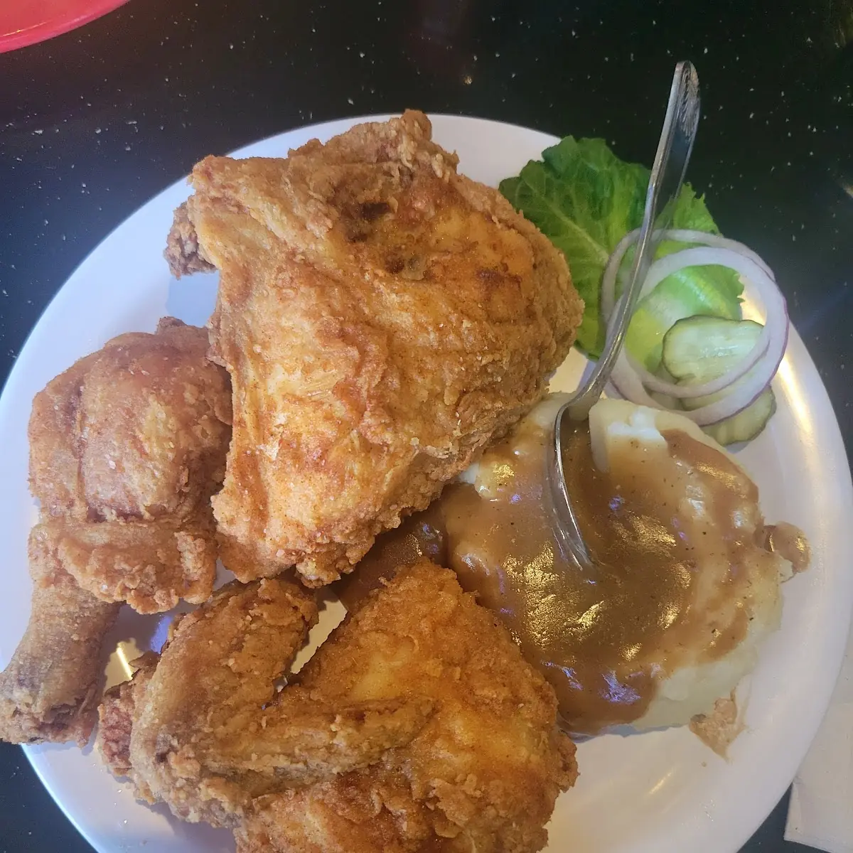 4 PC Fried Chicken Mashed Potatoes and Gravy