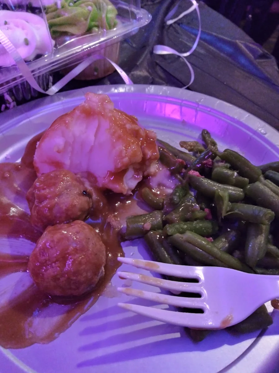 Swedish Meatballs Mashed Potatoes and String Beans