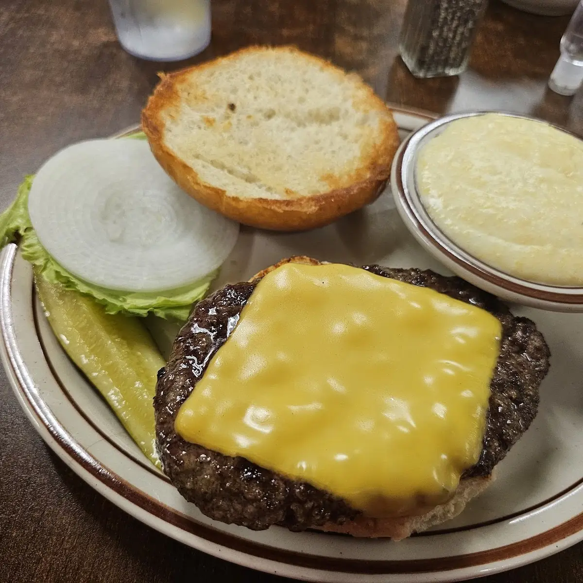Old Fashion Hamburger