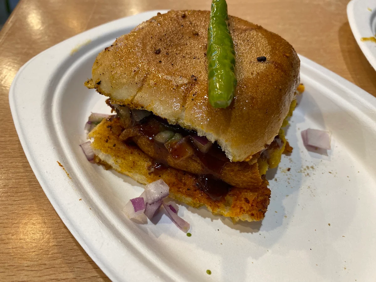 Vada Pav, CHILLI BITES