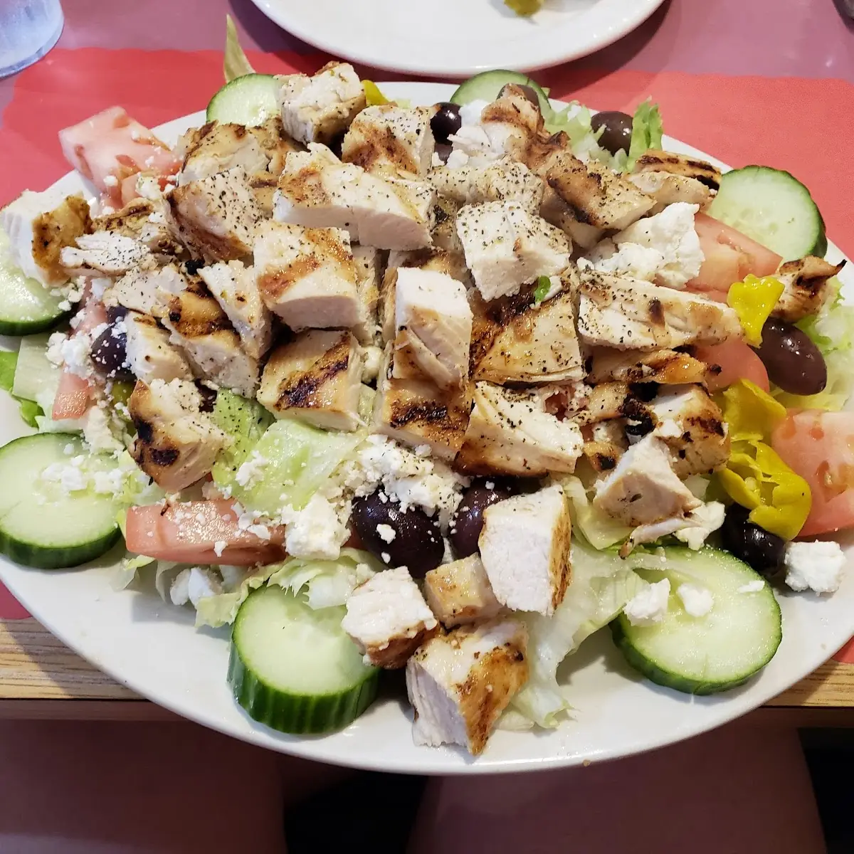 Small Greek Salad with Chicken
