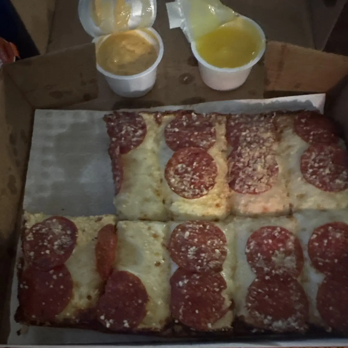 Deepideep Dish Pepperoni