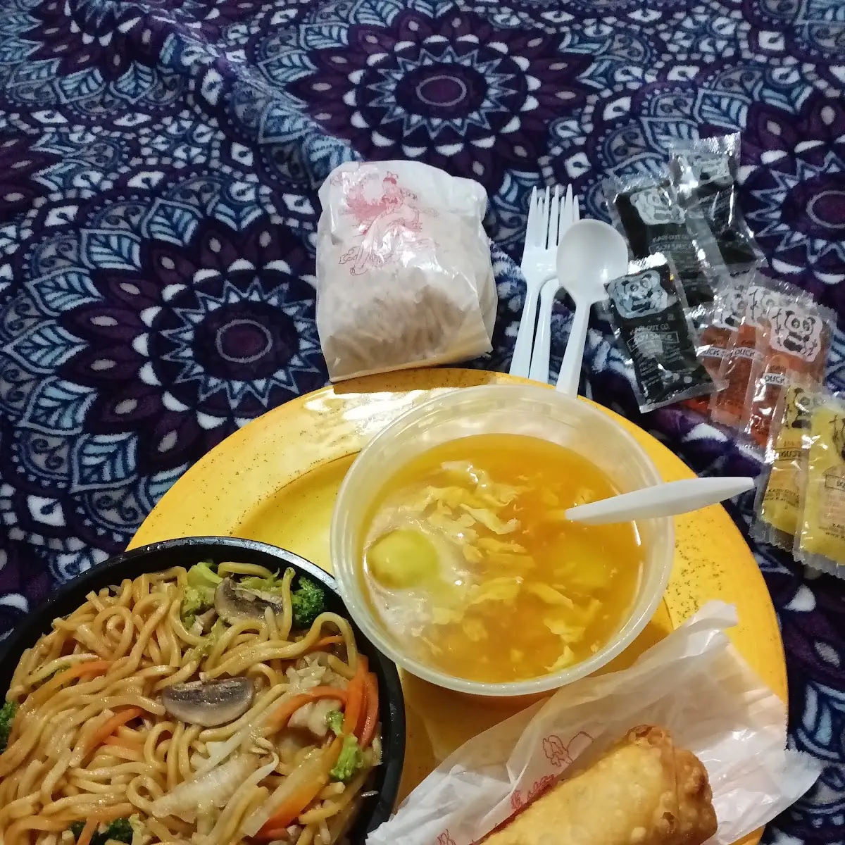 Vegetable Lo Mein Egg Drop Wonton Soup