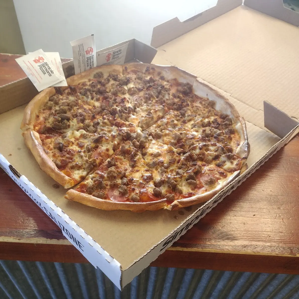 Meat Lovers 19 Large Thin Crust