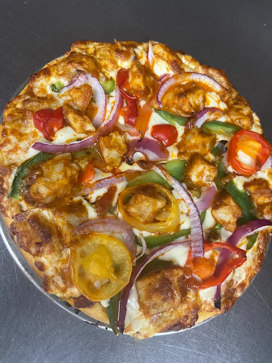 Butter Chicken Pizza