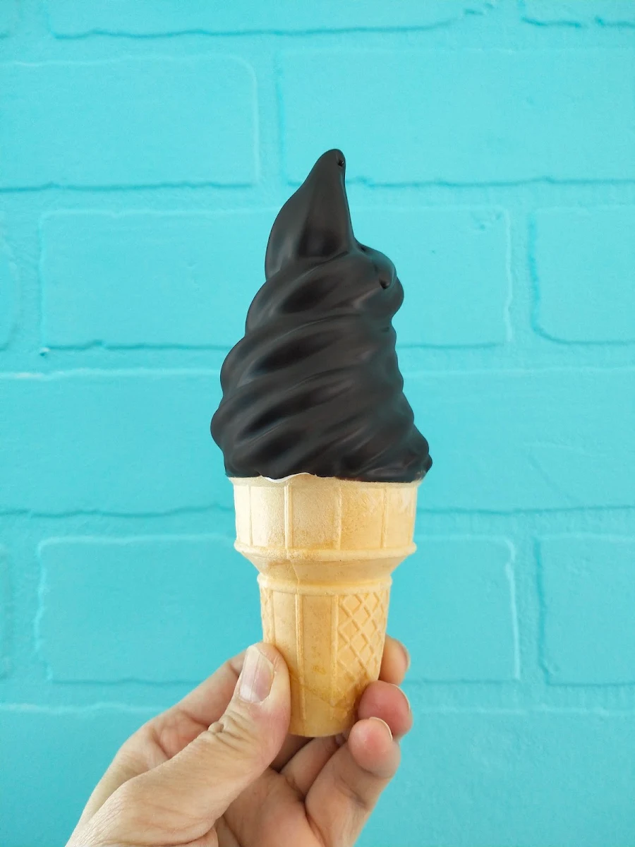 Vanilla Ice Cream Dipped in Activated Charcoal, La Diperie Country Hills