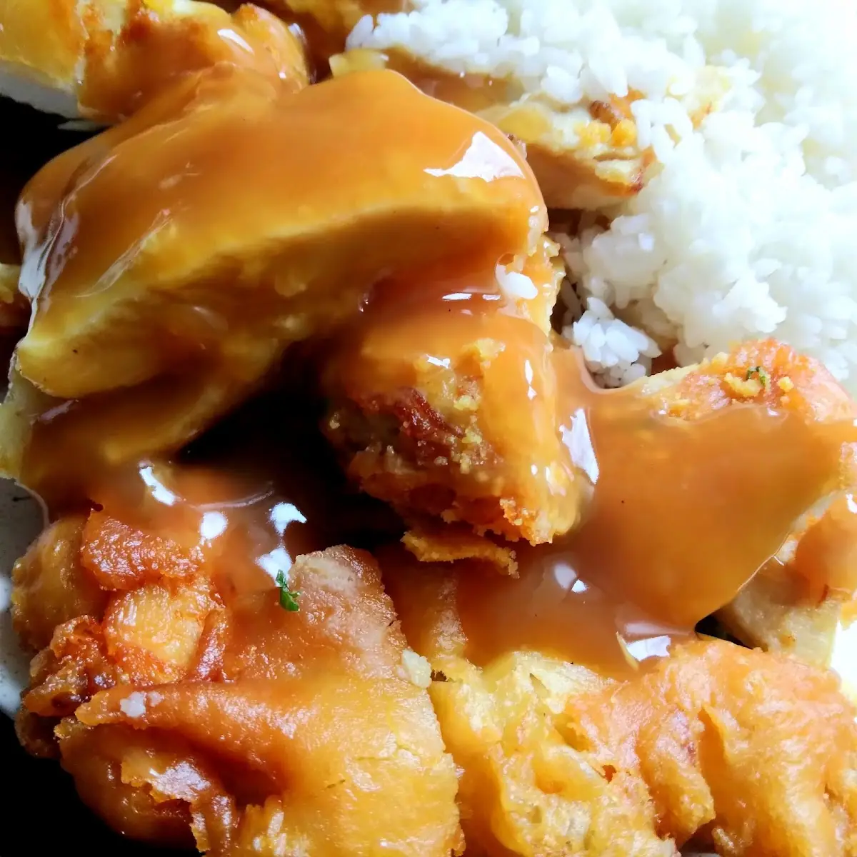 Almond Chicken with White Rice