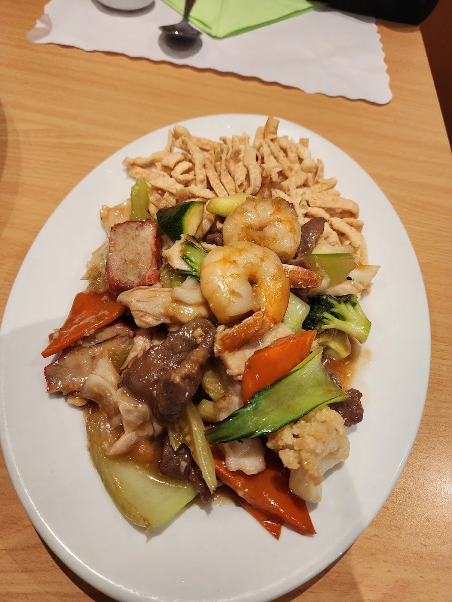 Fried Noodles, Central Cottage Chinese Restaurant