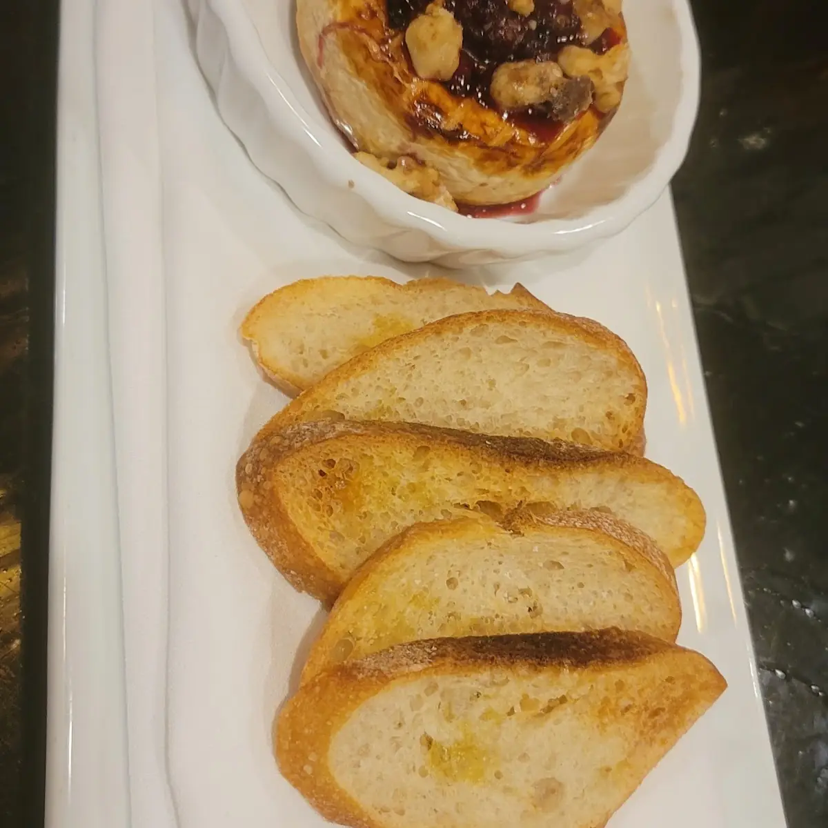 Baked Brie with Crostini