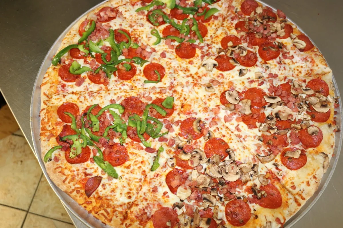 Highlights, Jumbo 3 For 1 Pizza & Crispy Wings