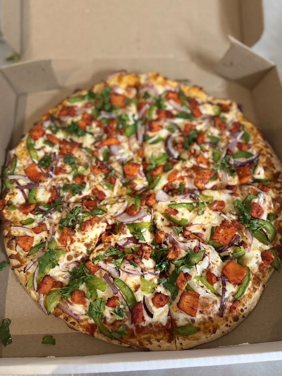 Tandoori Chicken Pizza, Jumbo 3 For 1 Pizza & Crispy Wings