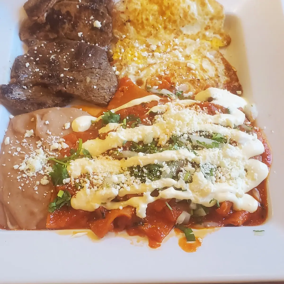 Chilaquiles Con Carne Asada Torta