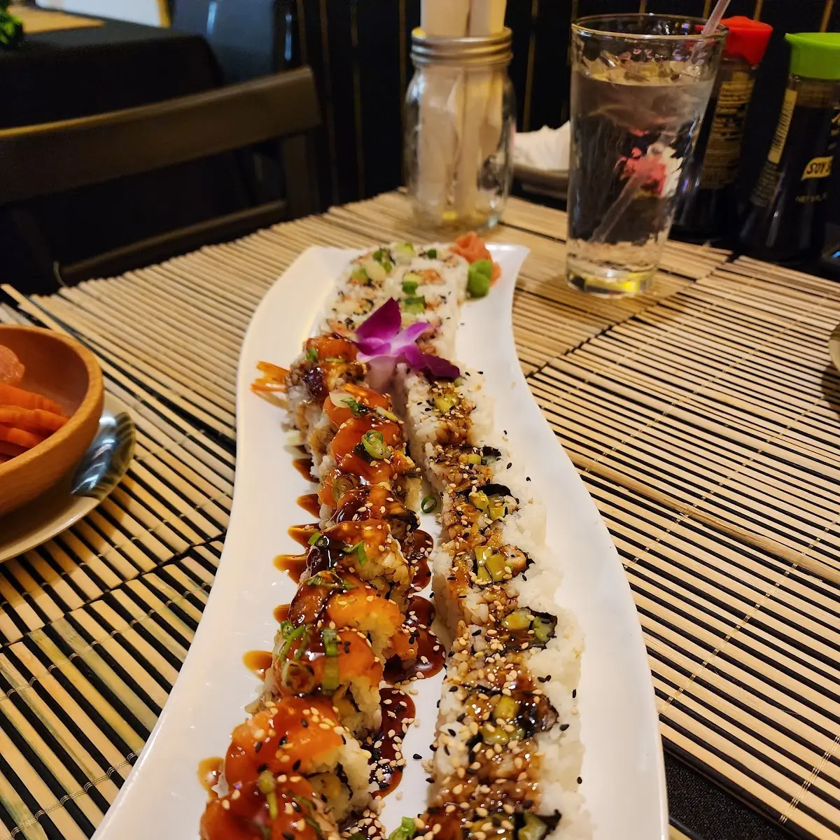 California Roll & Avocado Roll