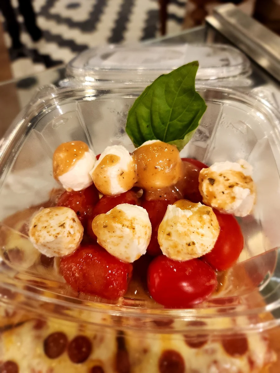 Tomato Mozzarella Salad