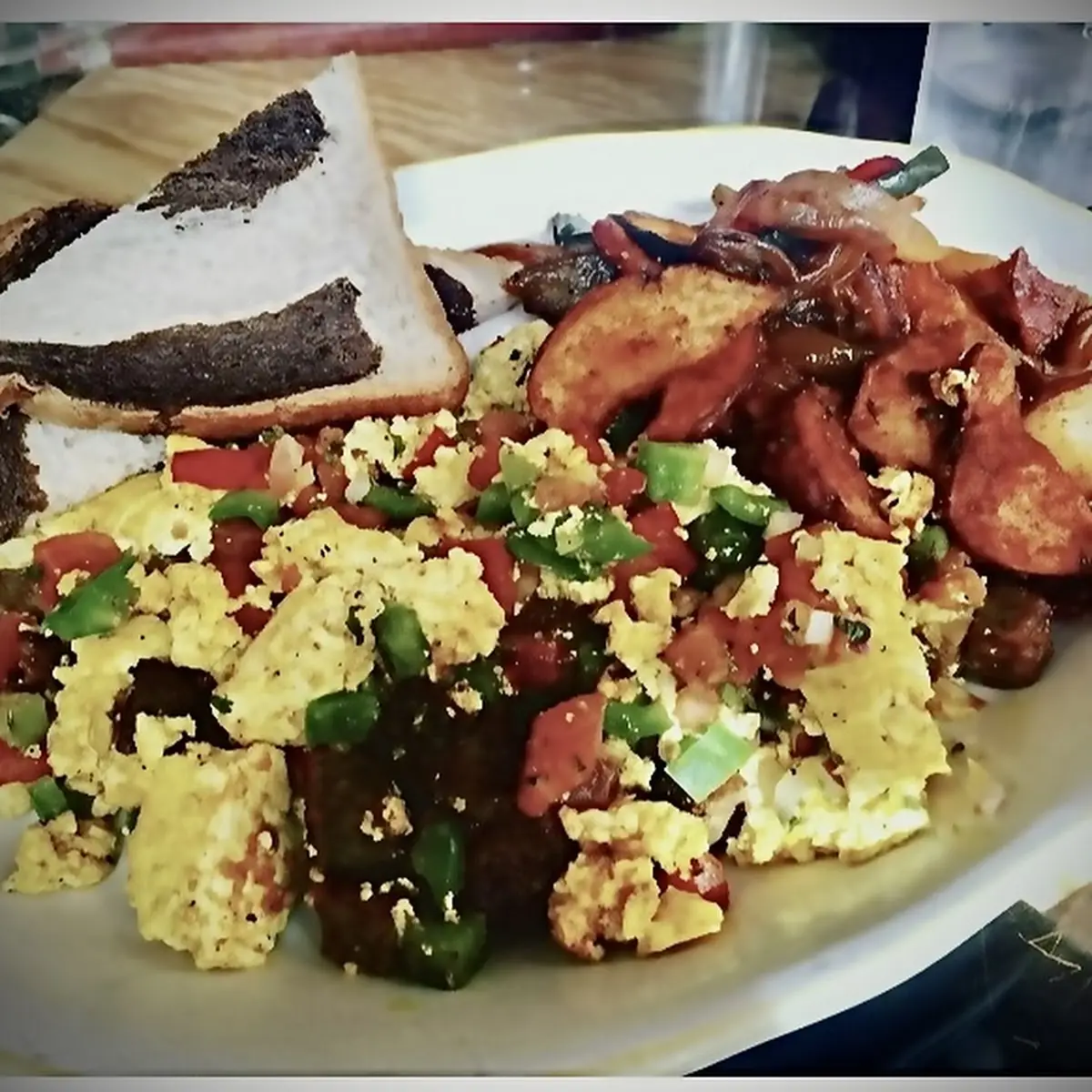 Scrambled Eggs with Pastrami