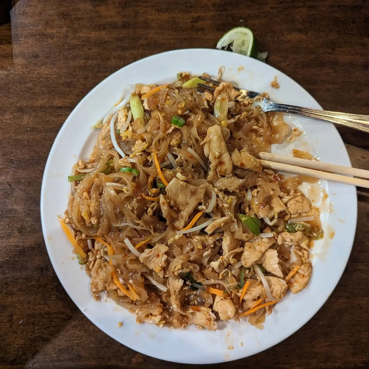Royal Lobster Pad Thai