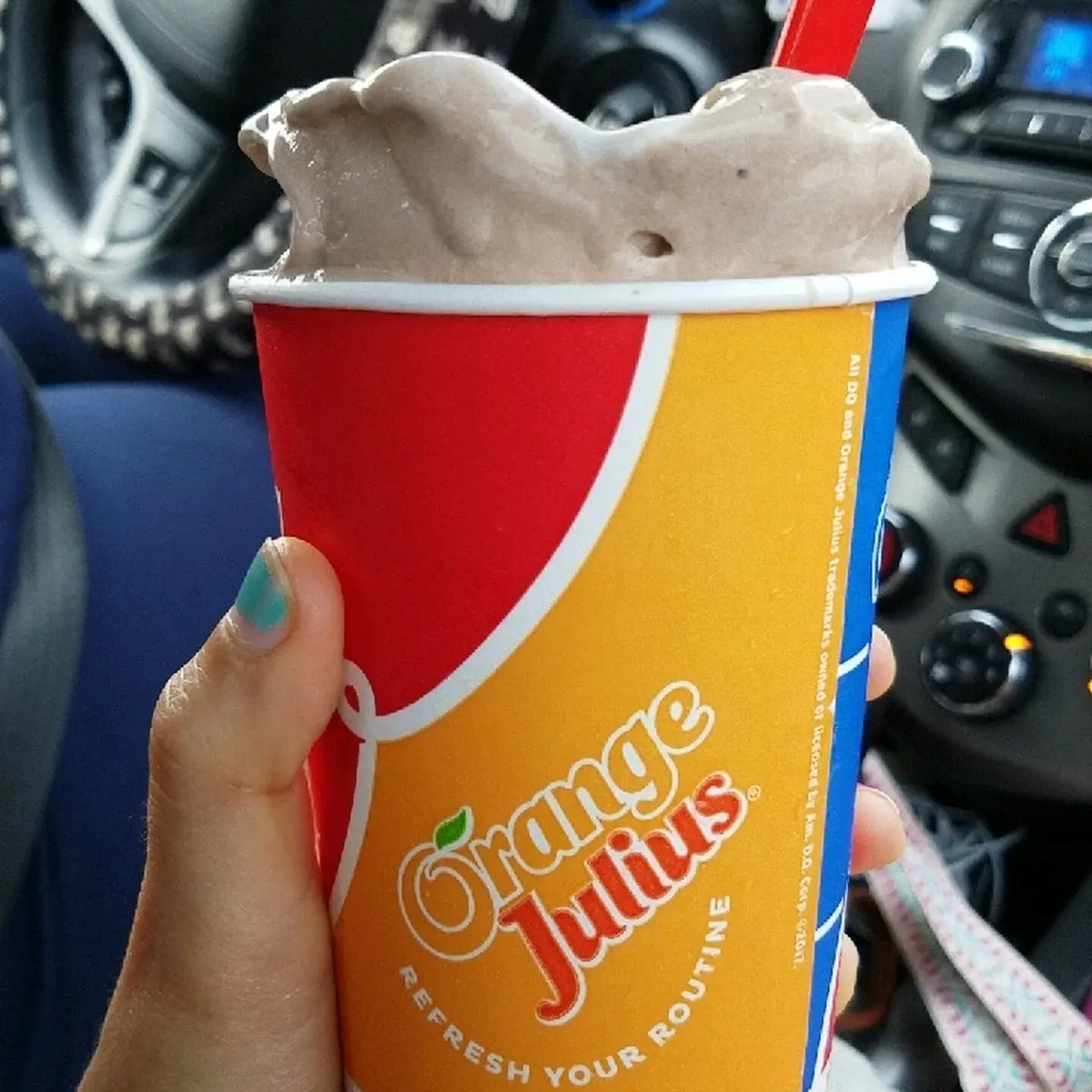 Medium Cookie Dough Blizzard