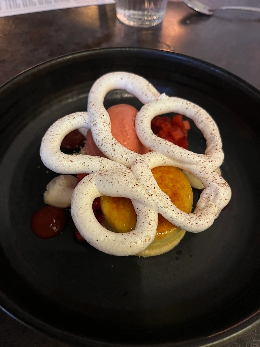 Strawberries, HUMO Kelowna
