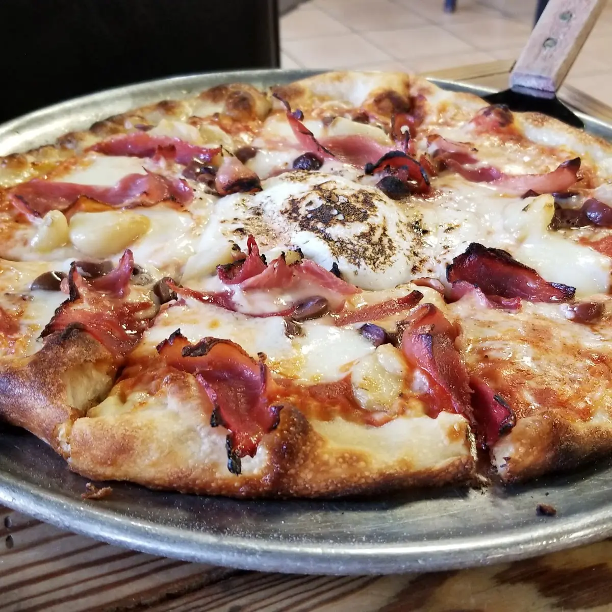 Pine and Swine Specialty Pizza