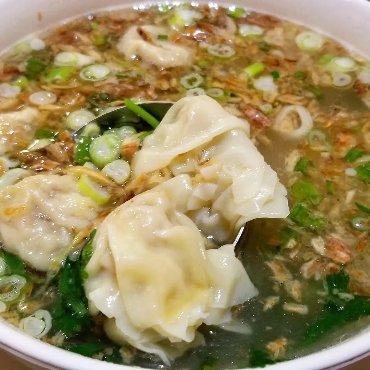 Taiwanese Style Wonton Soup for 2
