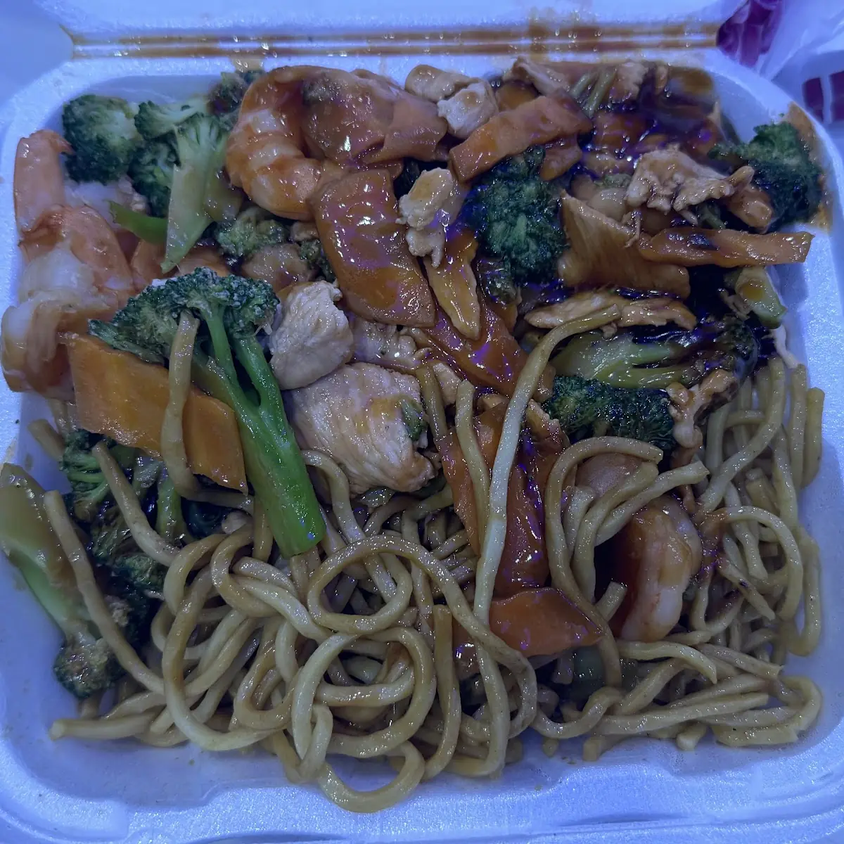 Chicken Shrimp Lo Mein