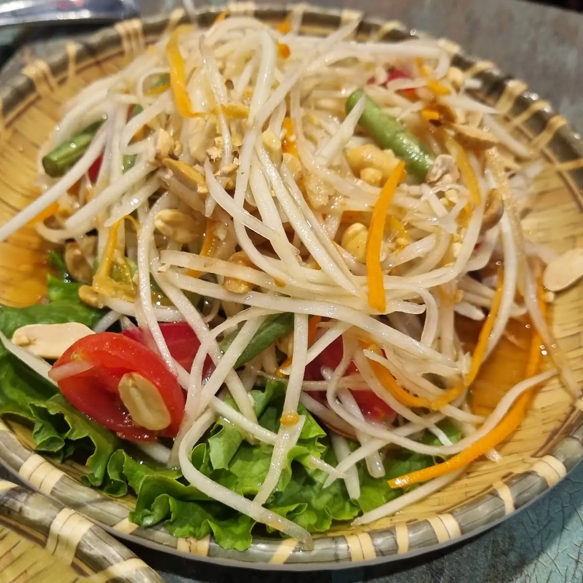 Som-Tum Papaya Salad
